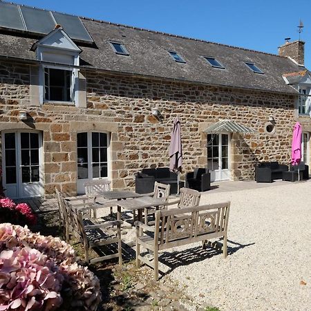 مبيت وإفطار Pleudihen-sur-Rance Le Jardin A Mordreuc المظهر الخارجي الصورة